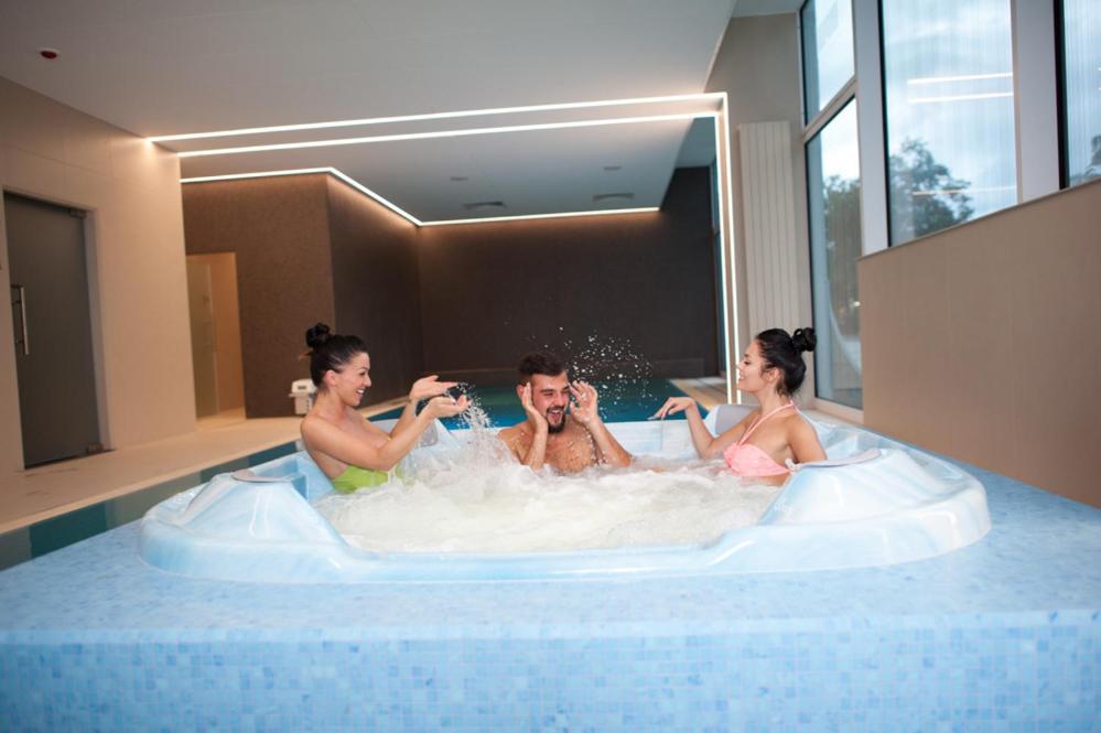 Baltic Palace Aparthotel Pobierowo Eksteriør bilde